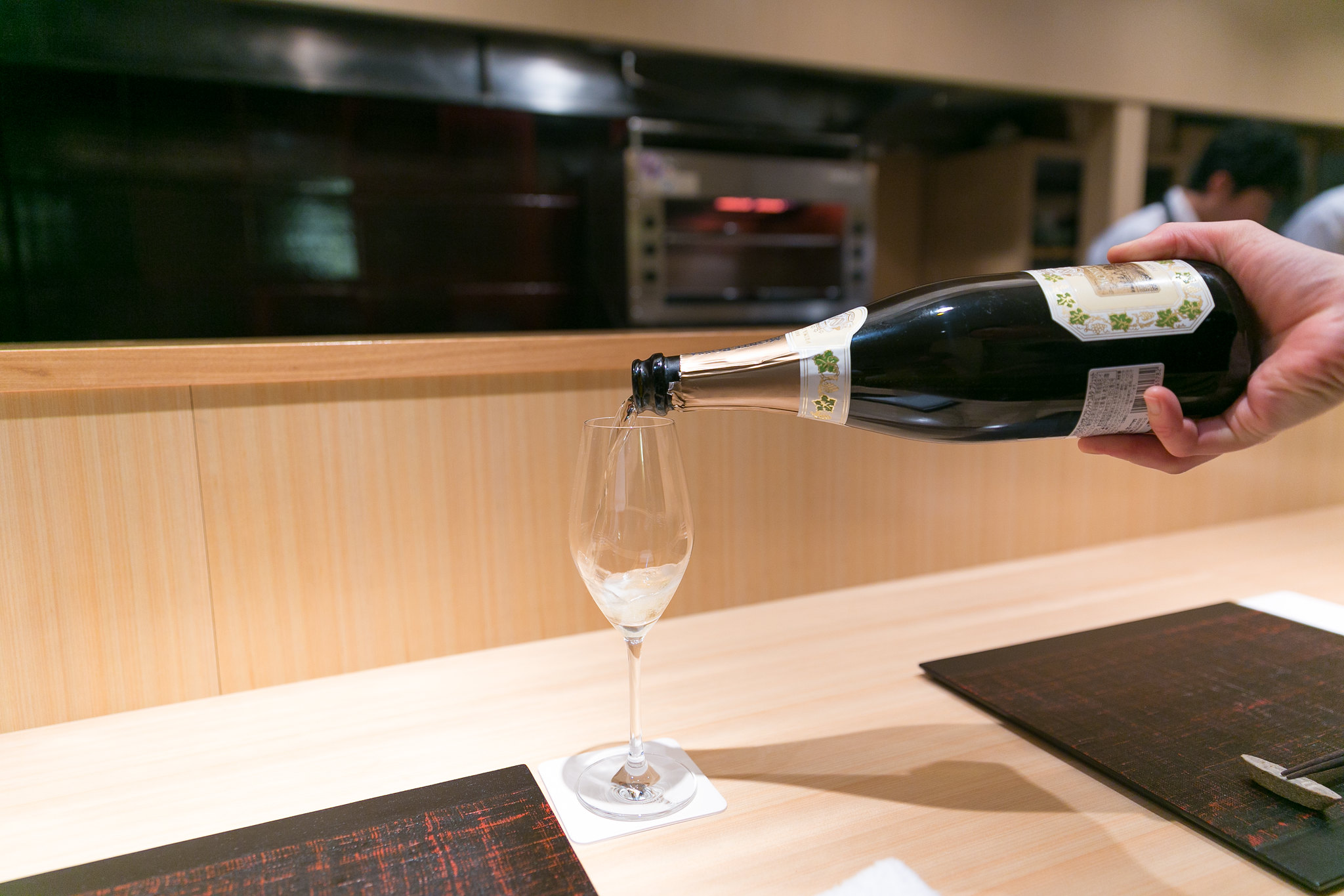 Crémant de Bourgogne Blanc Pinot noir Brut non dosé - Vins effervescents blancs - Photo de City Foodsters - 101Pairing.com