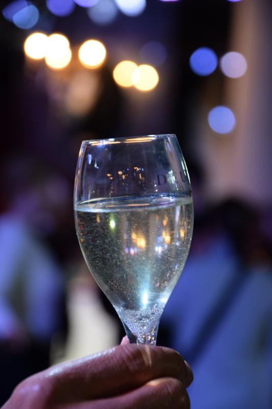 Champagne Blanc de noirs Extra-sec - Vins effervescents blancs - Photo de Kristina Servant - 101Pairing.com