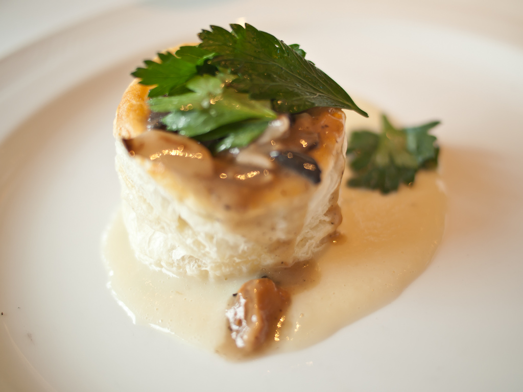 Bouchée à la reine - Photo de Edsel Little - 101Pairing.com