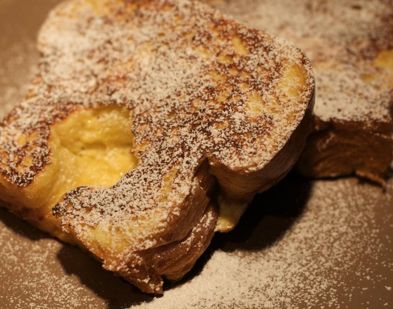 Brioche façon pain perdu - Photo de Daryn Nakhuda - 101Pairing.com