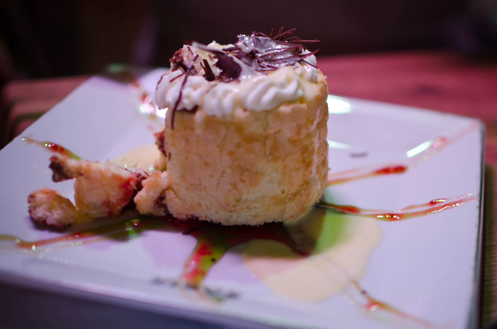 Charlotte au café - Photo de Scott Dexter - 101Pairing.com