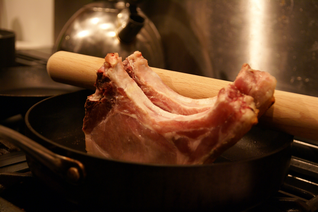 Côtelette de porc braisée - Photo de Mark, Vicki, Ellaura and Mason - 101Pairing.com