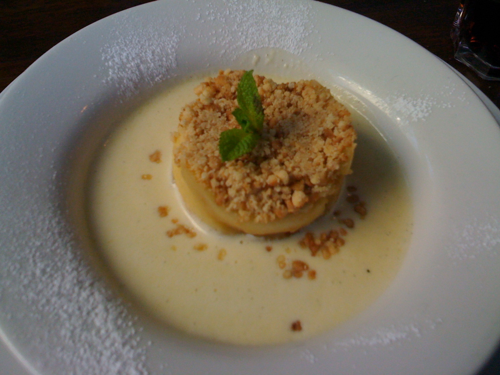 Crumble à la pomme et aux épices - Photo de Tnarik Innael - 101Pairing.com