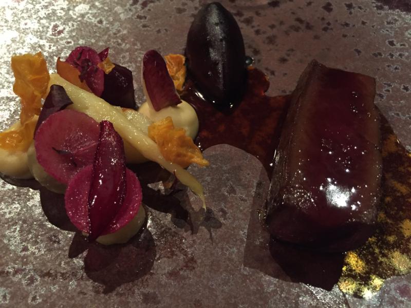 Chevreuil rôti en sauce - Photo de Tjeerd Wiersma - 101Pairing.com