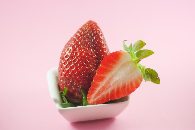 Neigeux aux fraises - Photo de Mariya Prokopyuk - 101Pairing.com