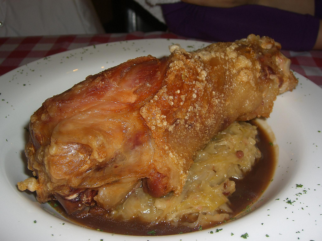 Jambonneau à la choucroute - Photo de Alpha - 101Pairing.com