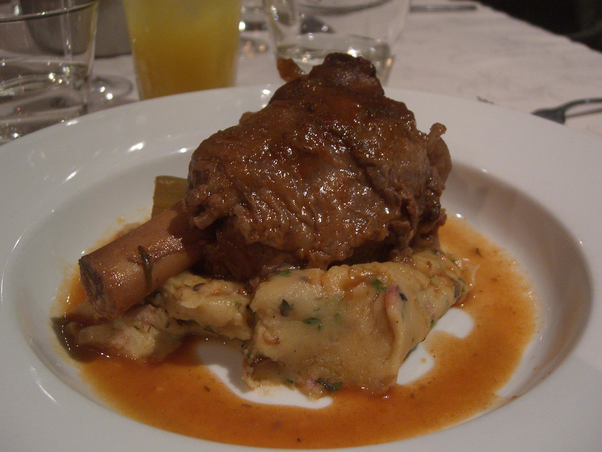 Jarret de veau rôti - Photo de juantiagues - 101Pairing.com