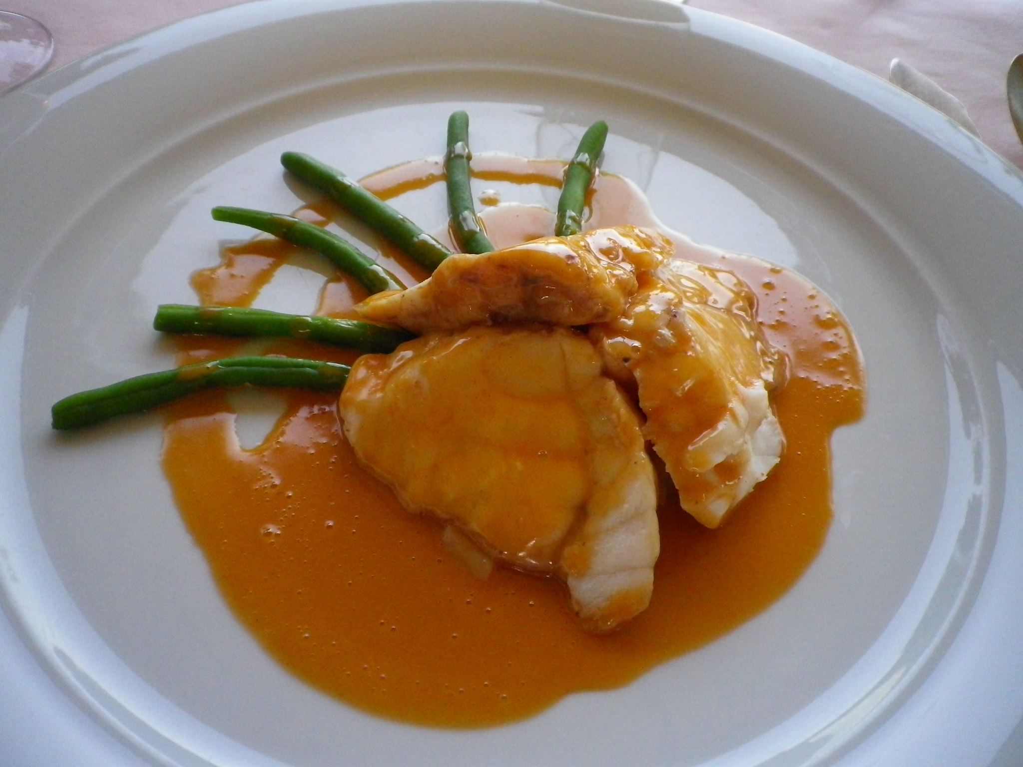 Lotte au safran - Photo de Jeremy Eades - 101Pairing.com