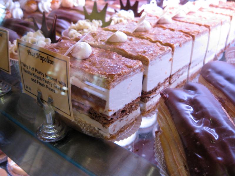 Mille-feuille aux poires caramélisées - Photo de Rebecca Siegel - 101Pairing.com