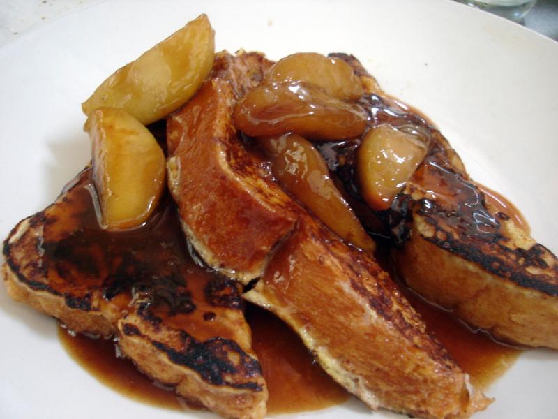 Pain perdu aux pommes caramélisées - Photo de Shoshanah - 101Pairing.com