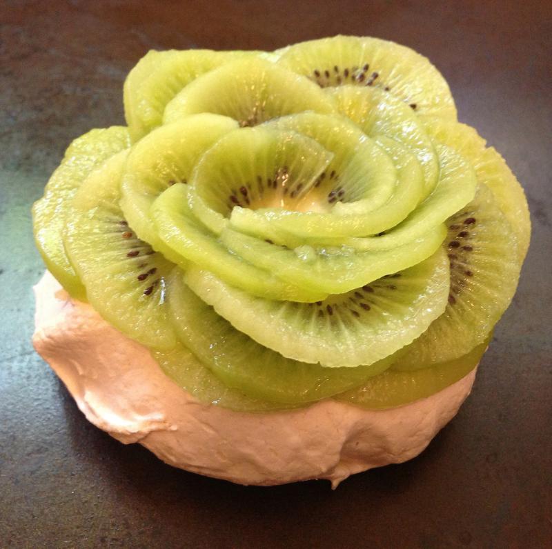 Pavlova aux fruits exotiques - Photo de Joy - 101Pairing.com