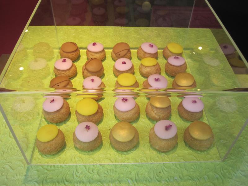 Petit four glacé - Photo de Pat Guiney - 101Pairing.com