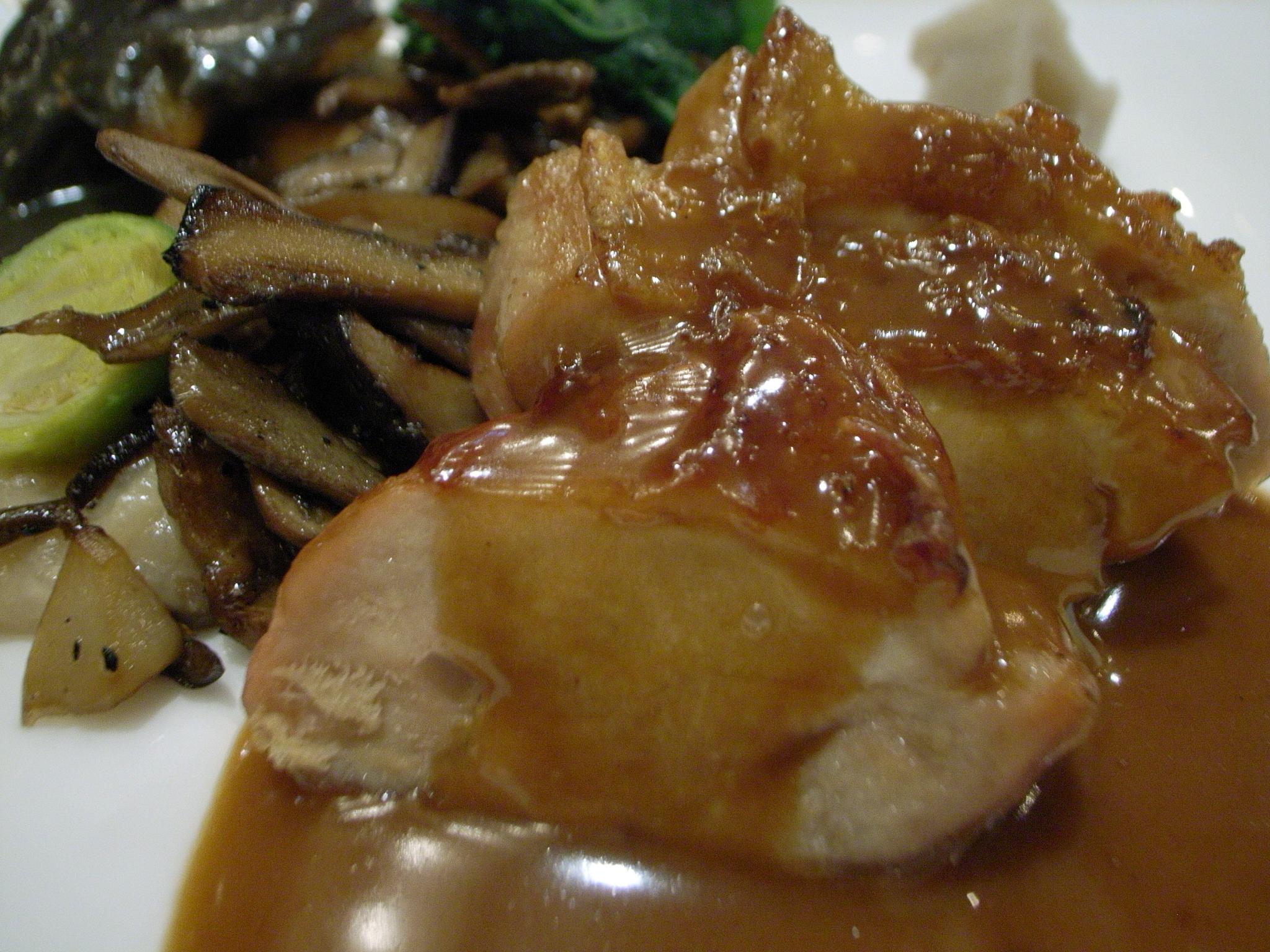 Aiguillettes de pintade sauce poivrade - Photo de hiro - 101Pairing.com