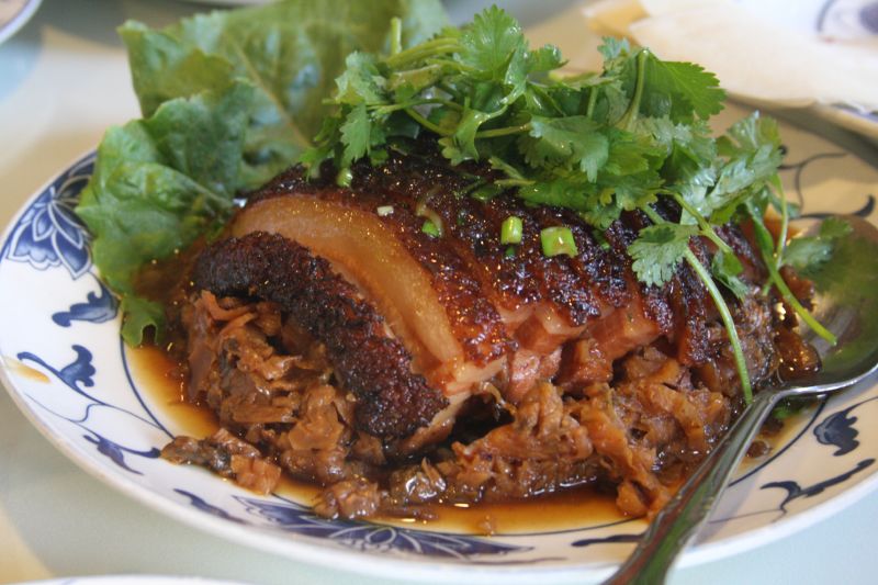 Jambonneau laqué aux épices - Photo de www.bluewaikiki.com - 101Pairing.com