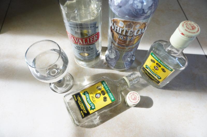 Light rum - Eaux-de-vie et liqueurs - Photo de anaxmedia - 101Pairing.com