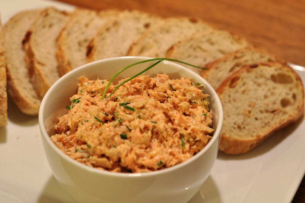 Rillettes de poisson - Photo de Kimberly Vardeman - 101Pairing.com