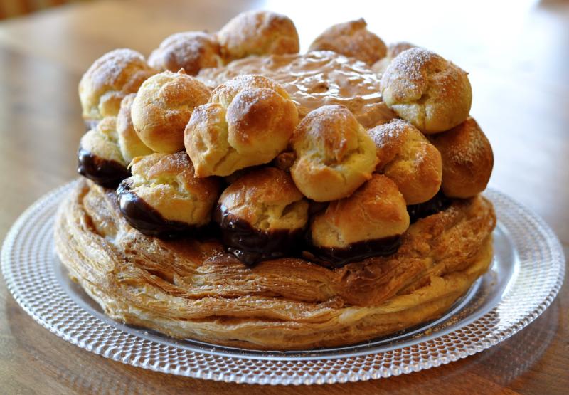 Saint-Honoré au chocolat - Photo de Kimberly Vardeman - 101Pairing.com