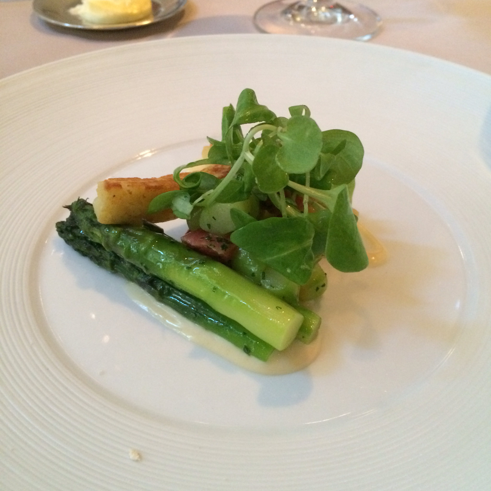 Salade d’asperges croquantes - Photo de theturquoisetable - 101Pairing.com