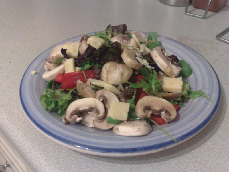 Salade de champignons crus - Photo de James Whatley - 101Pairing.com