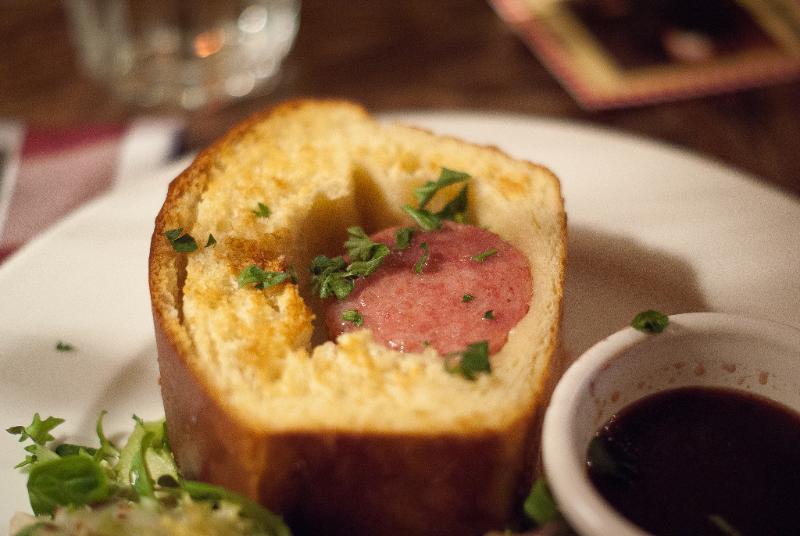 Saucisson brioché - Photo de Jean-Marc ALBERT - 101Pairing.com