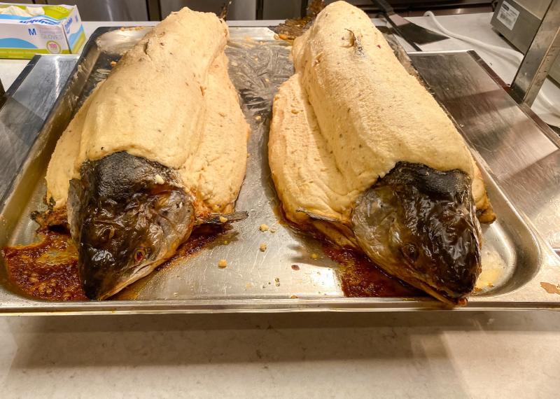 Saumon en croûte de sel - Photo de dronepicr - 101Pairing.com