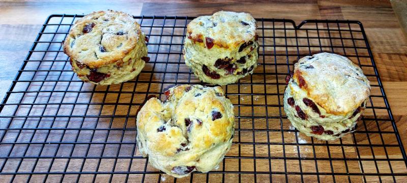 Scones à la cerise - Photo de Hefin Owen - 101Pairing.com