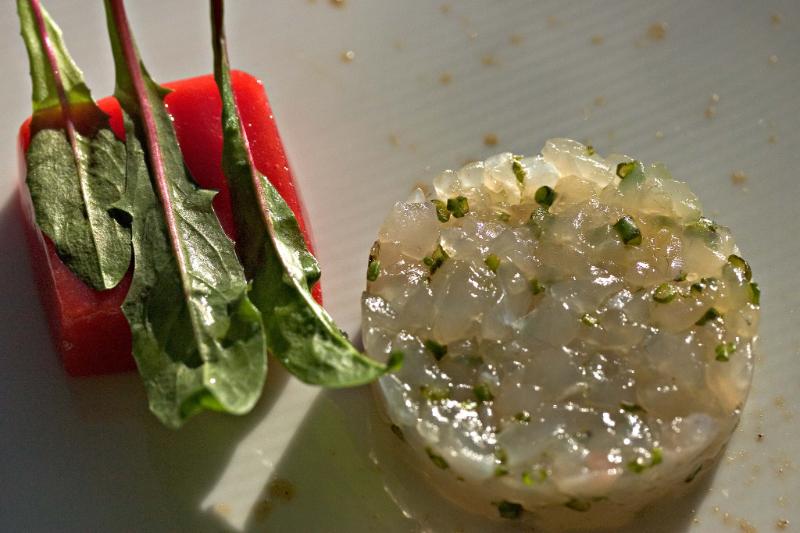 Tartare de daurade au citron vert - Photo de H. Alexander Talbot - 101Pairing.com
