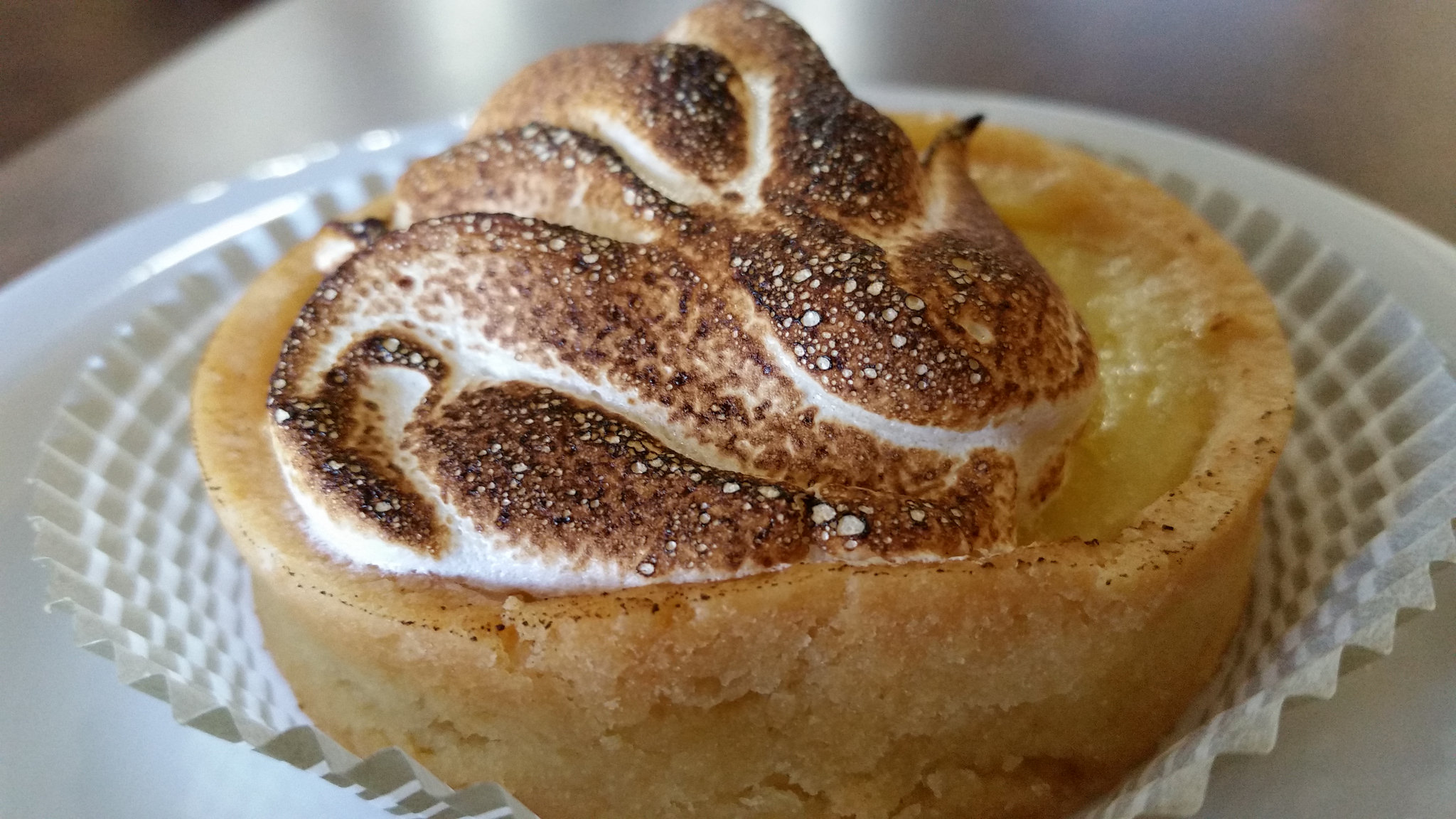 Tarte au citron meringuée - Photo de Kate Hopkins - 101Pairing.com