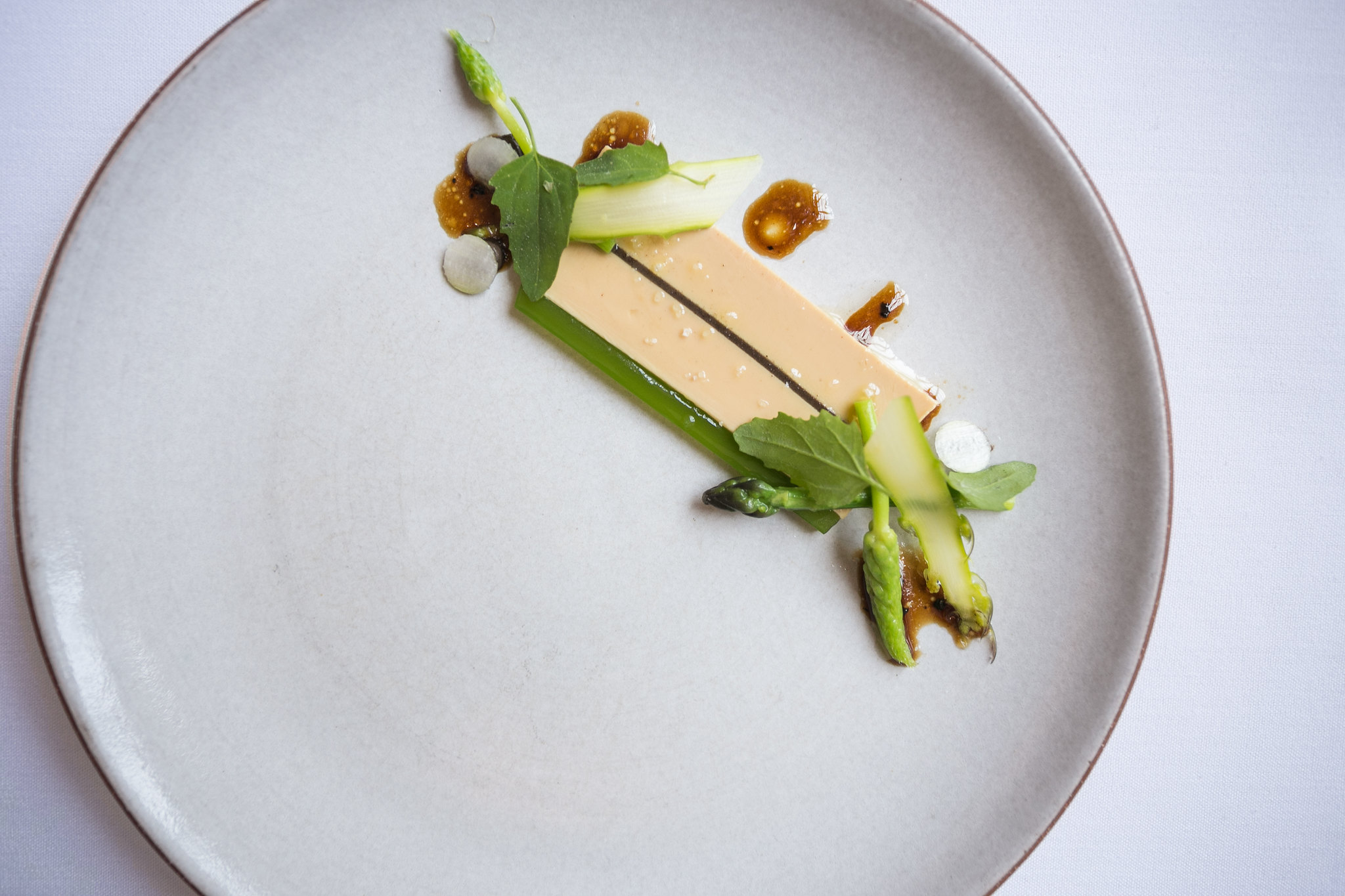 Pâté de canard au foie gras de canard à la truffe noire - Photo de City Foodsters - 101Pairing.com