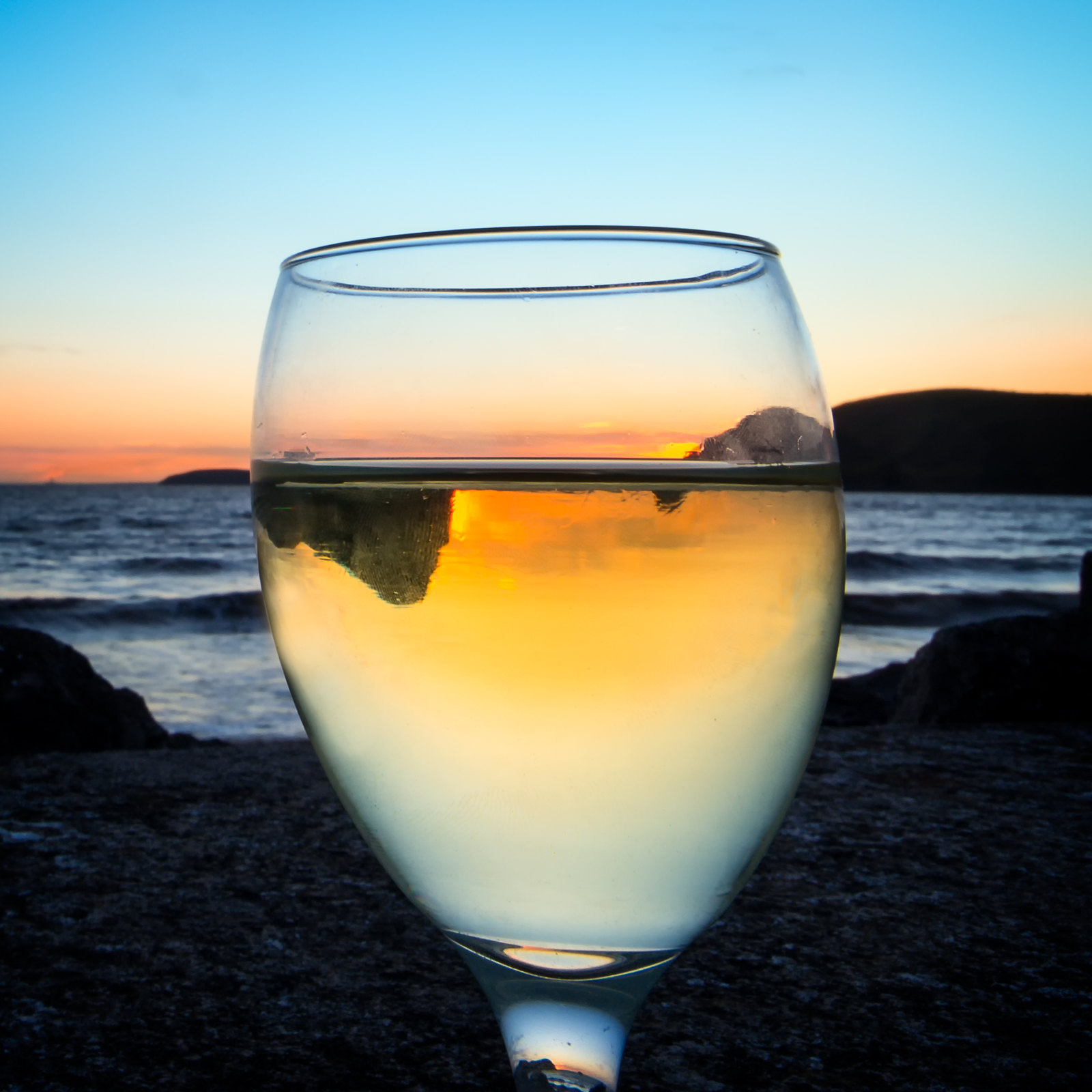 Aloxe-Corton Blanc - Vins tranquilles blancs - Photo de Stewart Black - 101Pairing.com