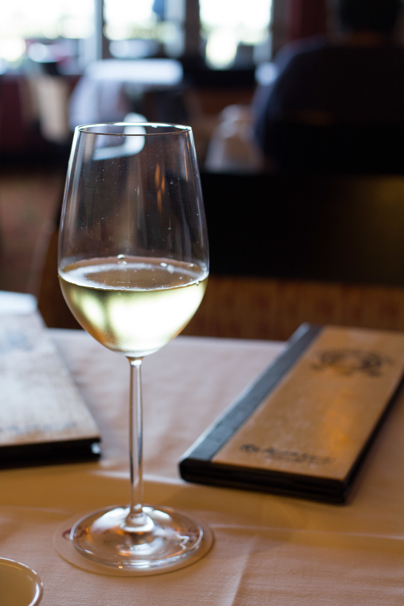 Pernand-Vergelesses Premier cru Creux de la Net Blanc - Vins tranquilles blancs - Photo de Krista - 101Pairing.com