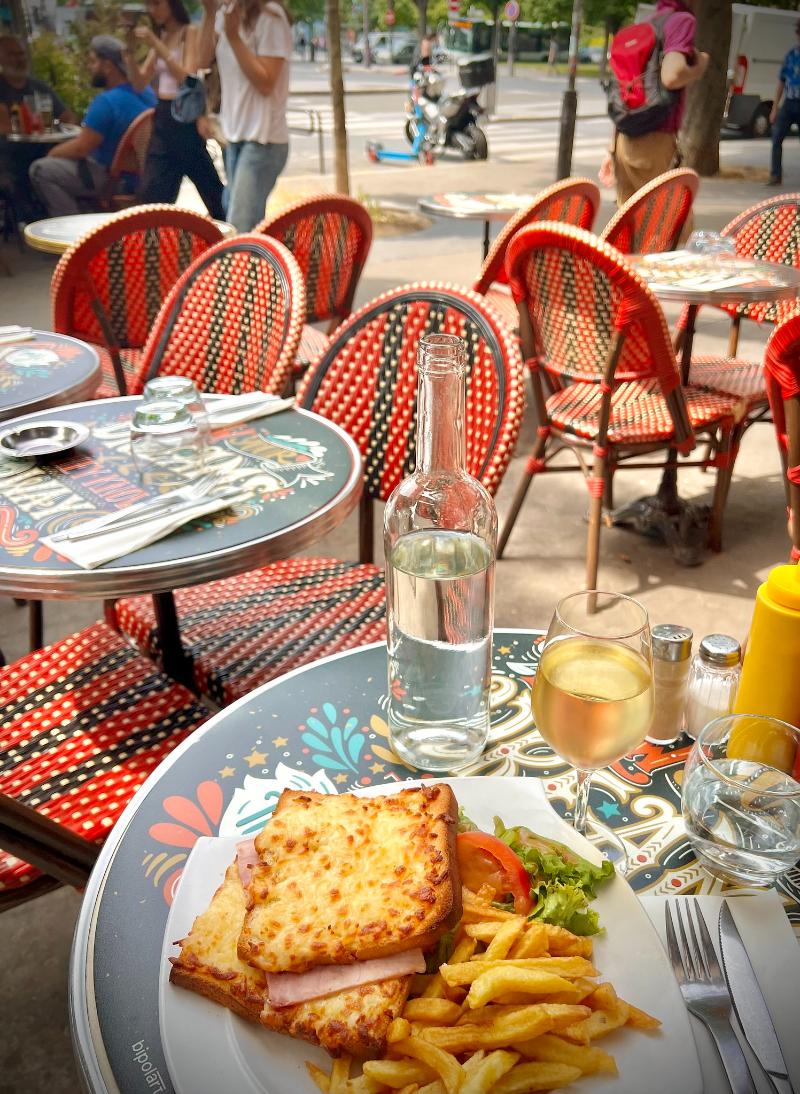 Gros Plant du Pays Nantais sur lie - Vins tranquilles blancs - Photo de Sharon Hahn Darlin - 101Pairing.com