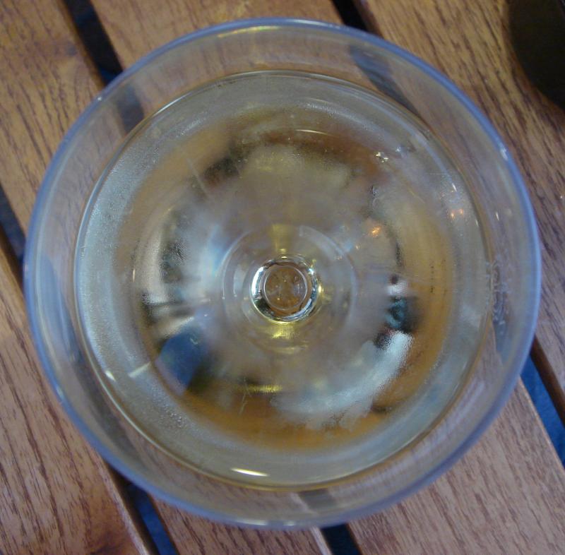 Vin de Savoie Chautagne Blanc - Vins tranquilles blancs - Photo de Tom Page - 101Pairing.com