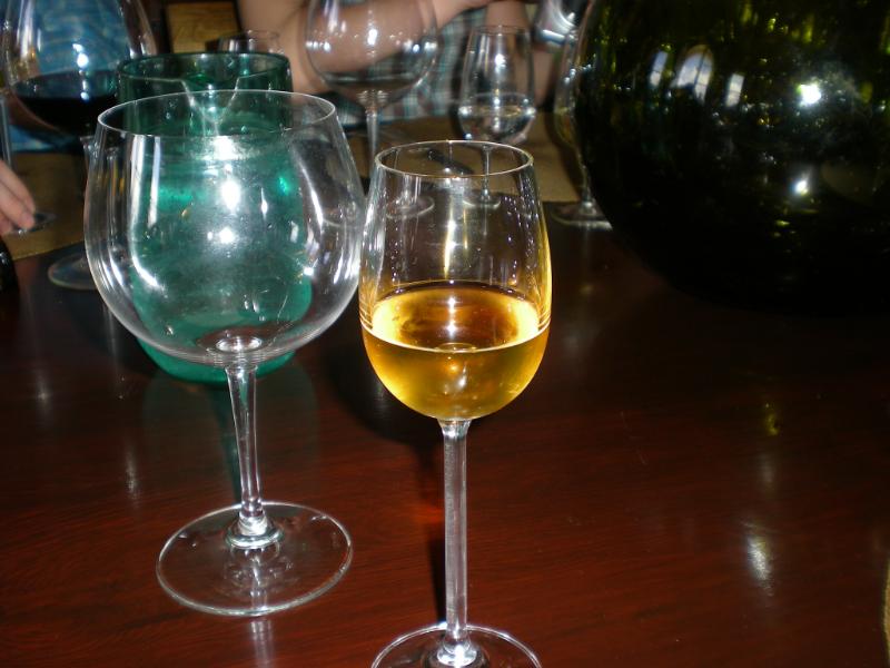 Condrieu Moelleux - Vins moelleux et liquoreux blancs - Photo de Jameson Fink - 101Pairing.com