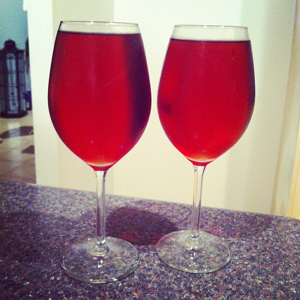 Macvin du Jura Rosé - Mistelles, vins de liqueurs et vins doux naturels - Photo de Derek Adkins - 101Pairing.com