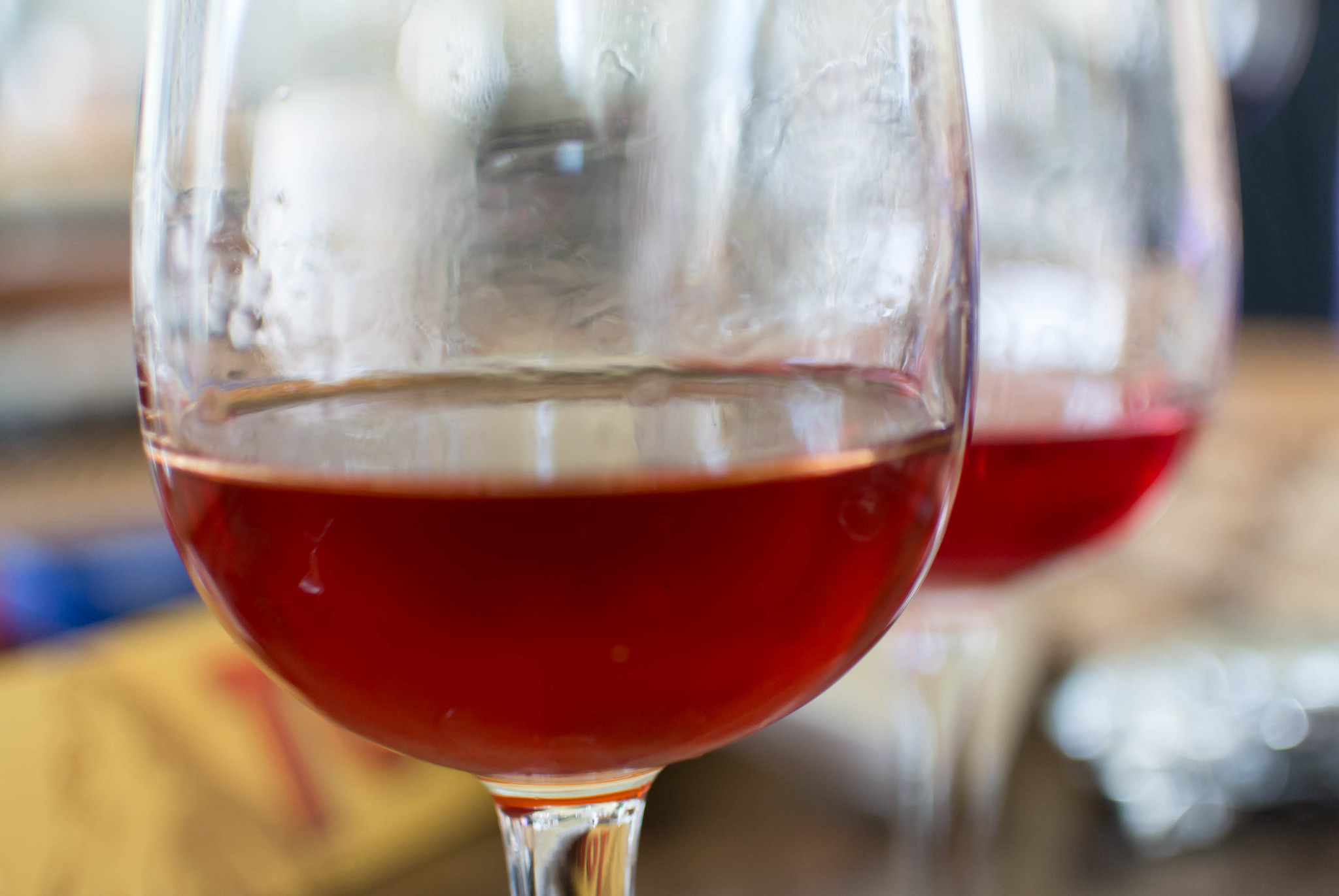 Bourgogne Coulanges-la-Vineuse Rosé - Vins tranquilles rosés - Photo de Peter Sigrist - 101Pairing.com