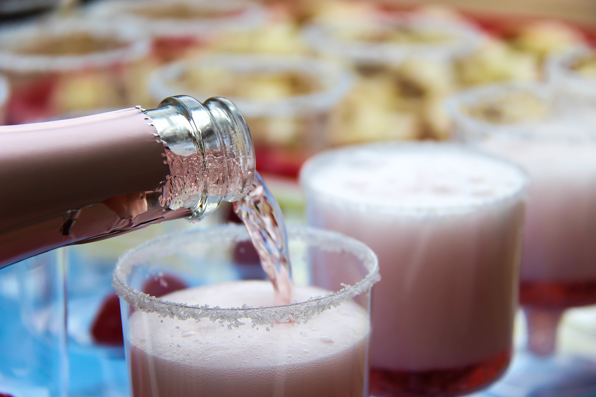 Bugey Pétillant Rosé Extra-sec - Vins effervescents rosés - Photo de Susanne Nilsson - 101Pairing.com