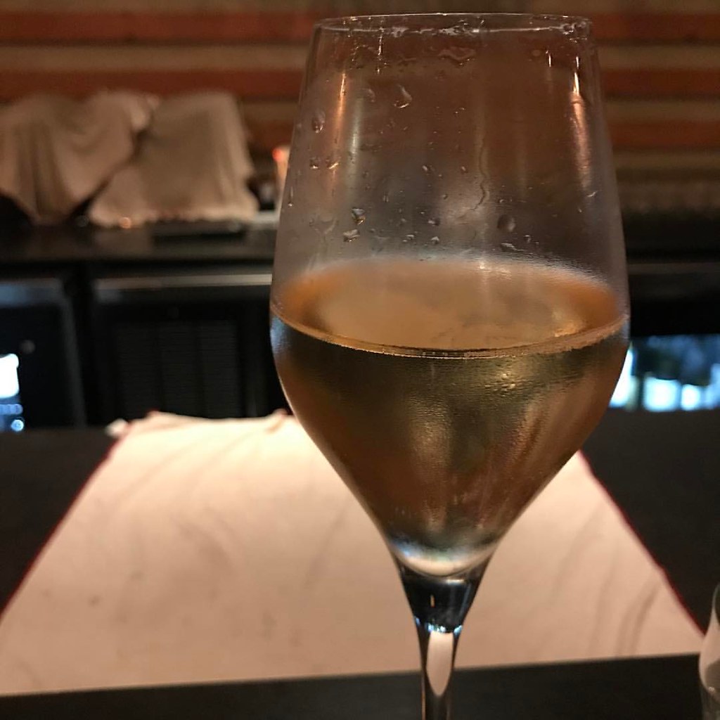 Champagne Rosé Brut non dosé - Vins effervescents rosés - Photo de Mark Fusco - 101Pairing.com