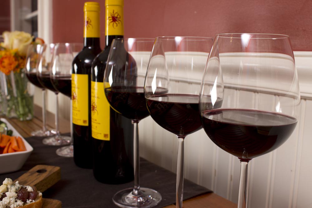 Vin de Corse Porto-Vecchio Rouge - Vins tranquilles rouges - Photo de Didriks - 101Pairing.com